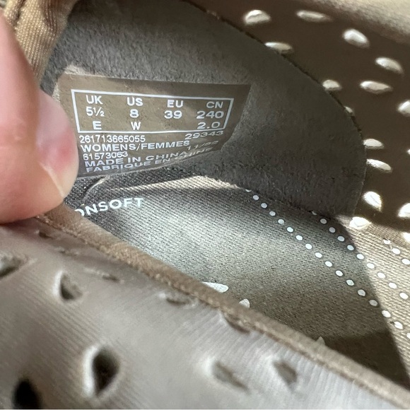 NWOB CLOUDSTEPPERS™ by Clarks Breeze Emily Slip-On Loafer Taupe Size 8 - Picture 4 of 7